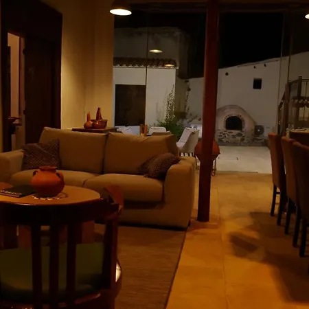 וילה The Family Nest - Traditional Serenity
