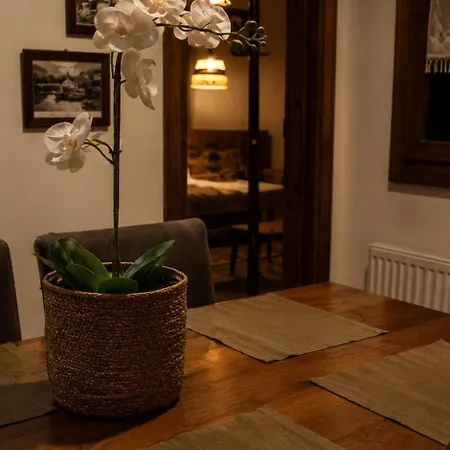 Villa The Family Nest - Traditional Serenity Orounda
