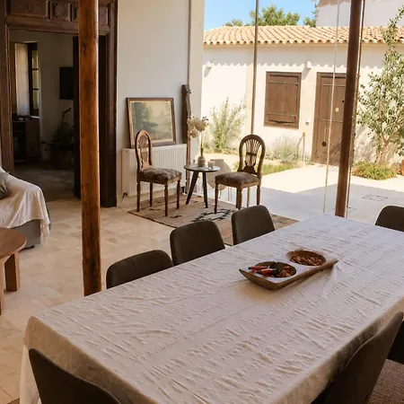 The Family Nest - Traditional Serenity *