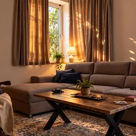The Family Nest - Traditional Serenity Villa *