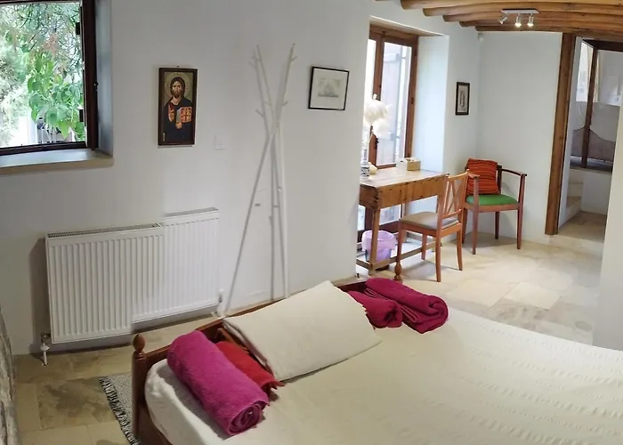 The Family Nest - Traditional Serenity *